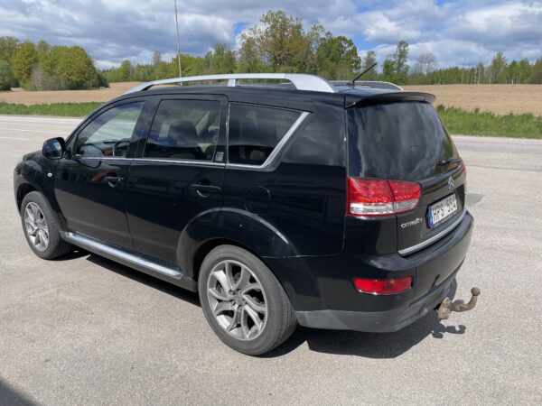 Citroën C-Crosser 2.2 HDi, 4WD, Euro 5, 7- sits - Bild 2
